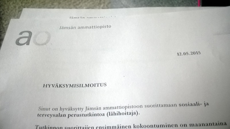 mustatuleekoululainen.jpg