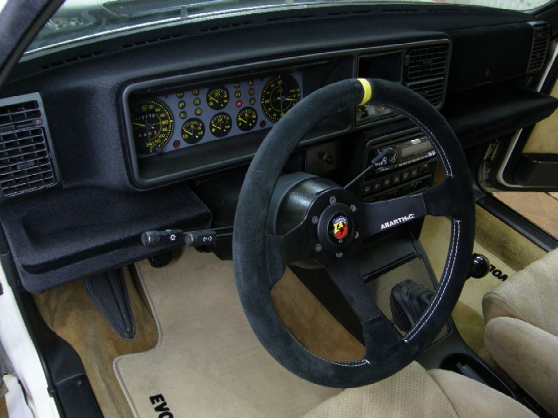 Lancia Delta Evoluzione 133.jpg