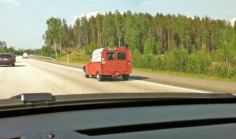 2CV-Tuuliharjan-jälkeen.jpg