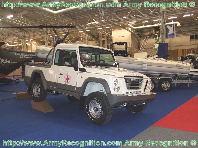 massif_4x4_Iveco_Defence_Vehicles_light_wheeled_vehicle_Italy_Italian_army_640.jpg