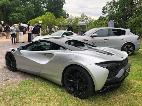 McLaren_Artura.jpg