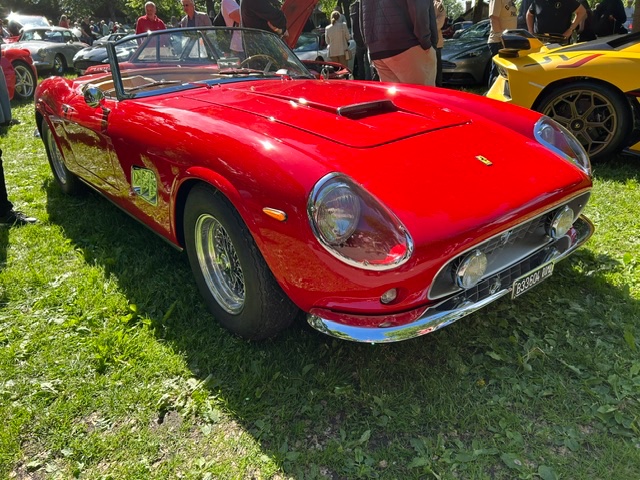 Ferrari_250_GT_Spyder.jpeg