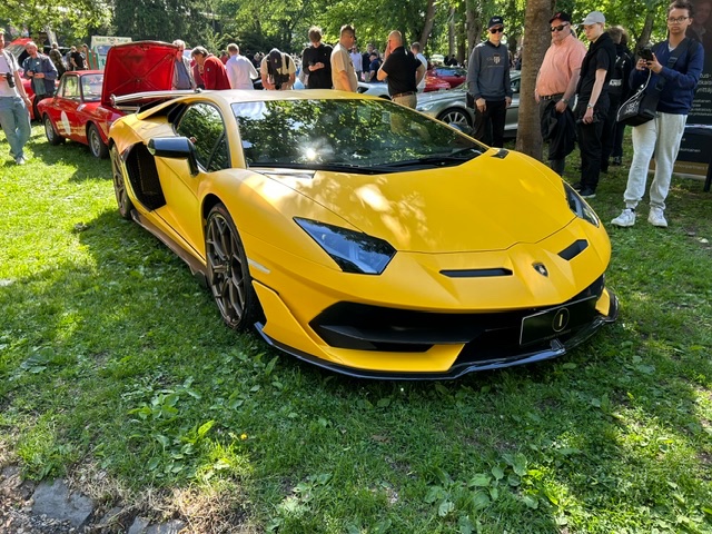 Lamborghini_Aventador_SVJ.jpeg