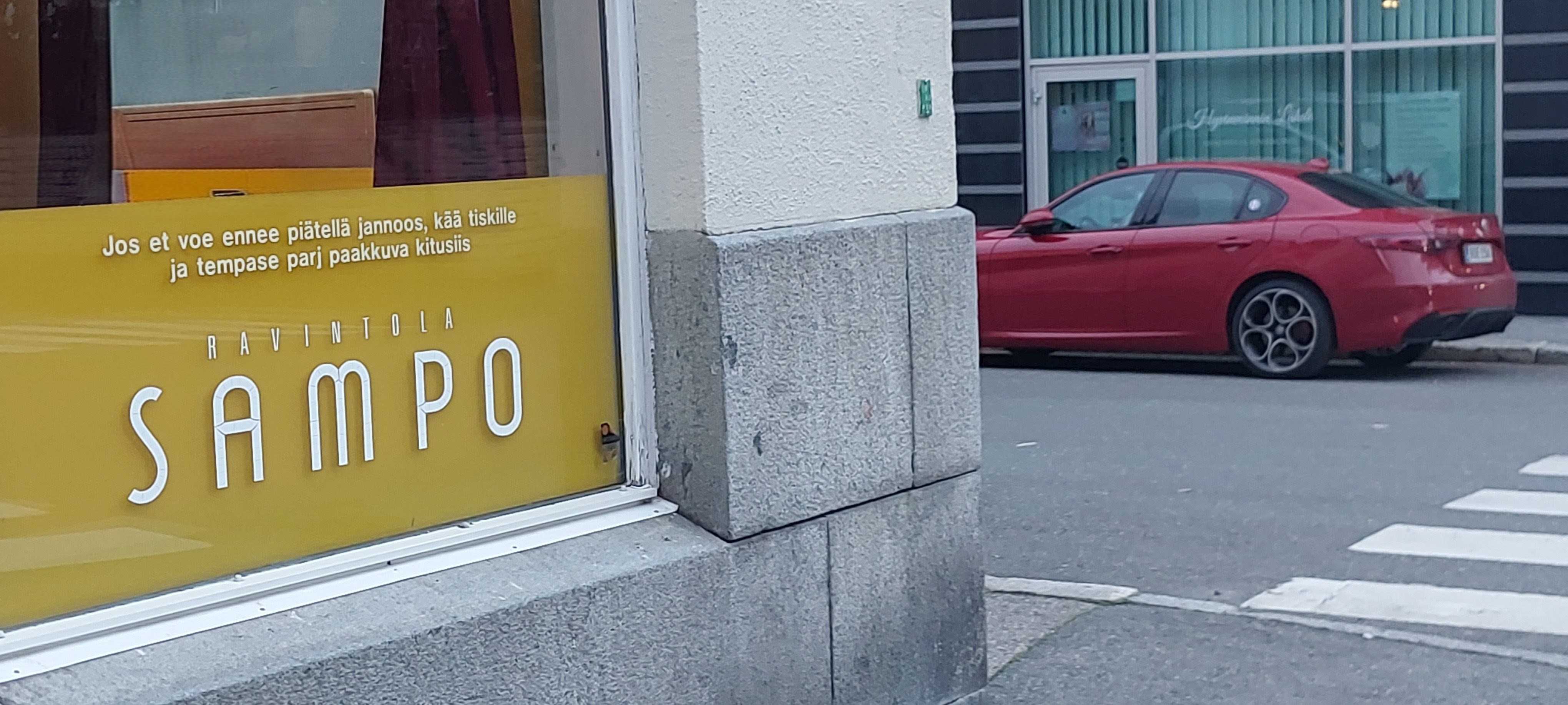RossoVeloce-sedan.jpeg