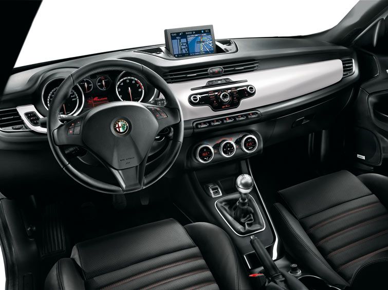 giulietta_2149scia_bianca_rid.jpg