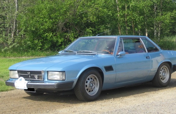 De Tomaso Longchamp.jpg